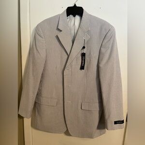 Haspel lightweight men’s jacket. White and bluish grey pinstripes. Size 40R